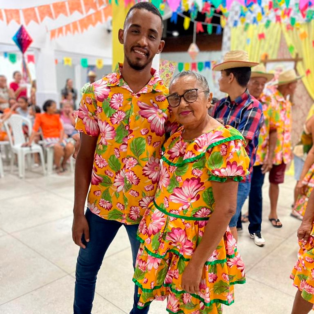 PREFEITURA REALIZA ARRAIÁ DO GRUPO DE IDOSOS