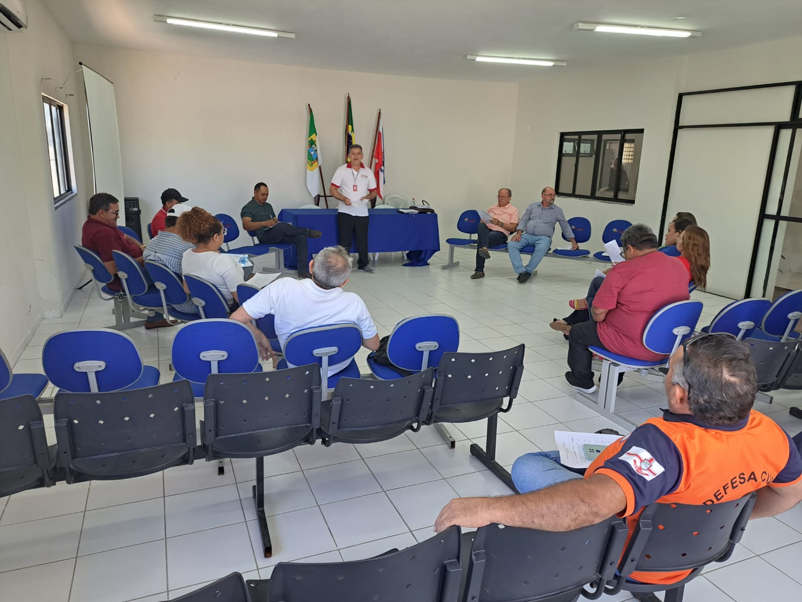 MESSIAS TARGINO PARTICIPA DE RENUIÃO DO COMITÊ GESTOR TERRITORIAL DA BONINOCULURA DE LEITE EM JANDUÍS