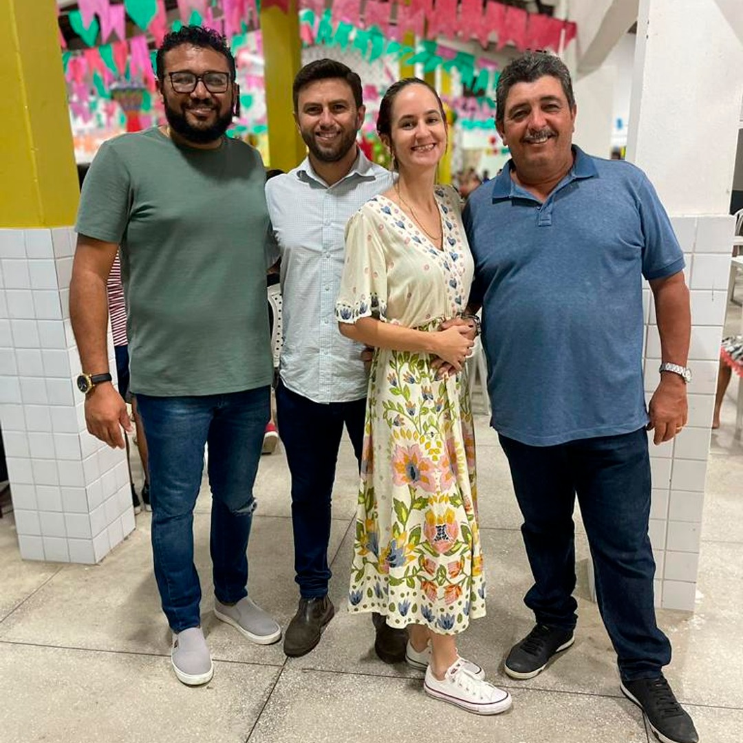 PREFEITURA REALIZA ARRAIÁ DO GRUPO DE IDOSOS