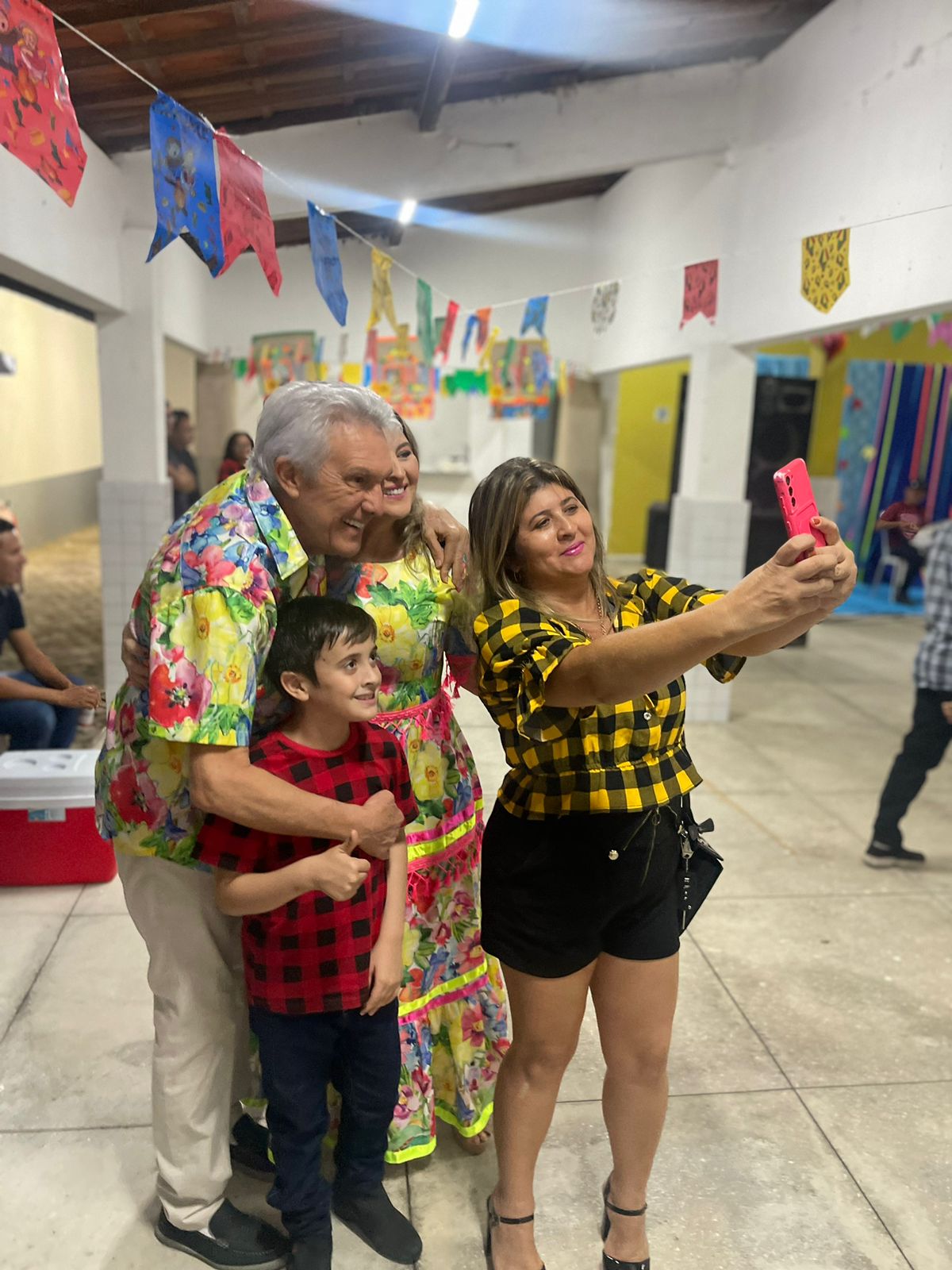 PREFEITURA REALIZA SÃO JOÃO DOS FUNCIONÁRIOS