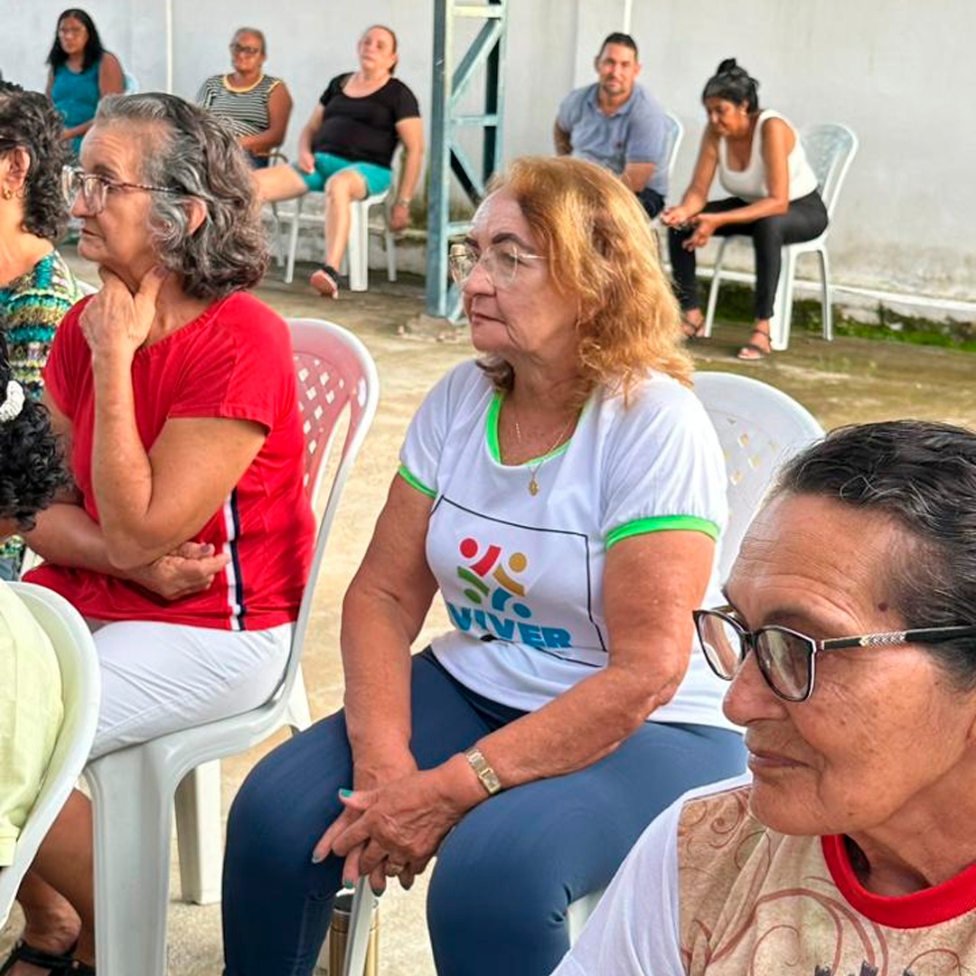 MAIS UM ENCONTRO DO GRUPO "VIVA MELHOR" É REALIZADO