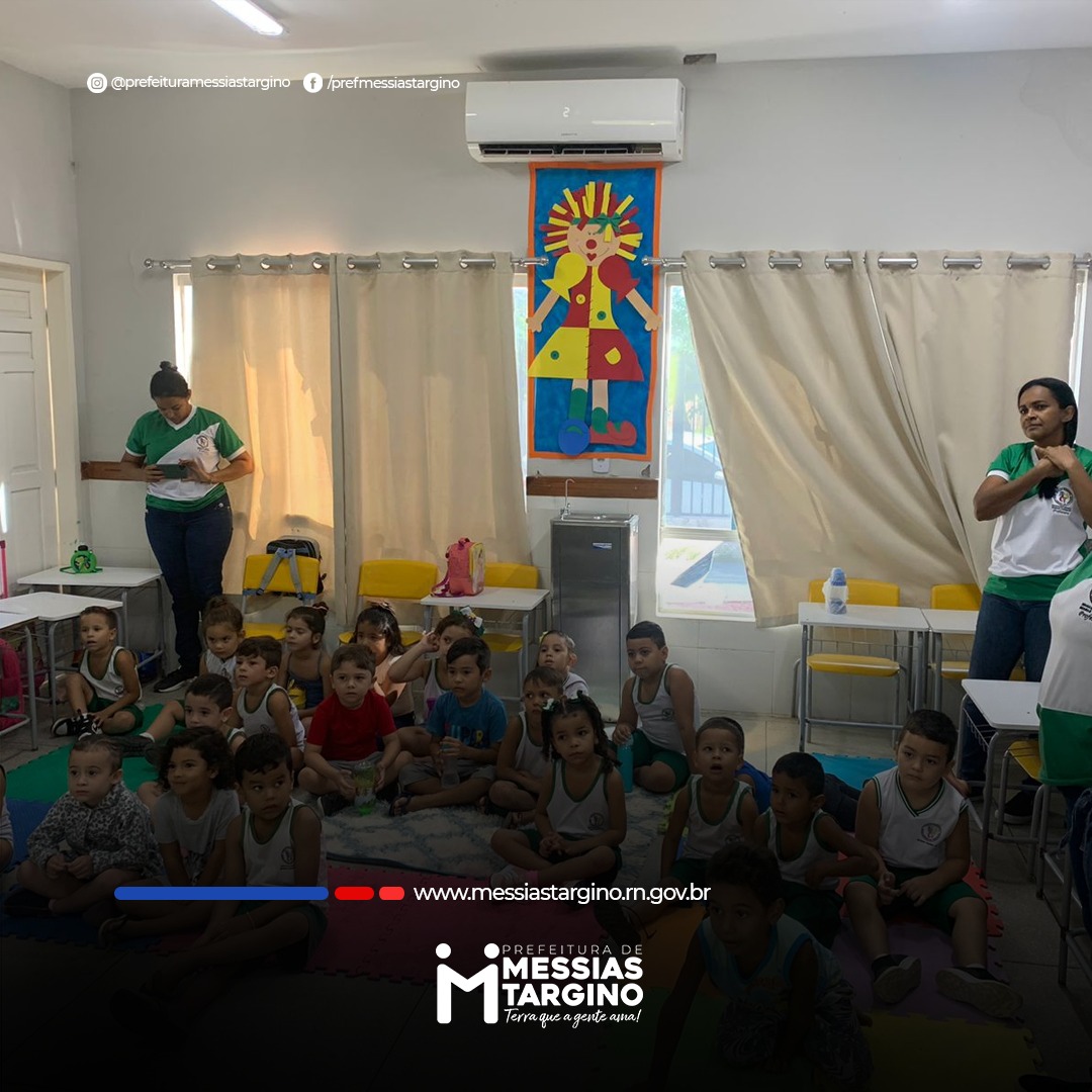 PREFEITURA REALIZA AÇÃO DO ABRIL AZUUL NA CRECHE MUNICIPAL MARIA CÂNDIDA DA CONCEIÇÃO