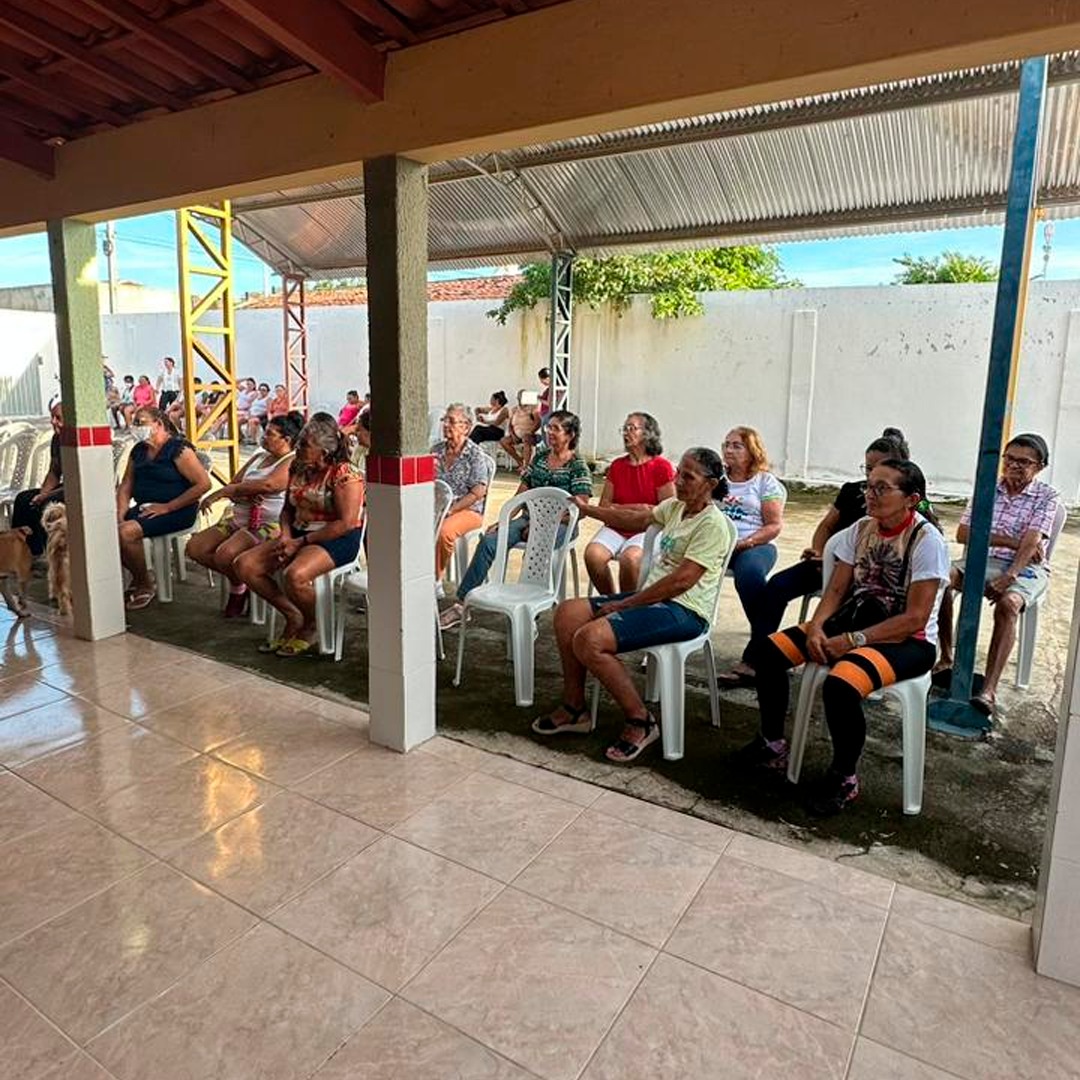 MAIS UM ENCONTRO DO GRUPO "VIVA MELHOR" É REALIZADO